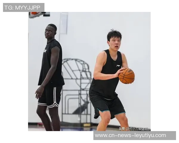 杨瀚森妈妈支持球迷建议前往美国追梦姚明父母的经历激励年轻球员